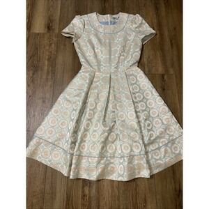 De Collection Sea foam And Peach Geometric Print‎ Dress Sz Small